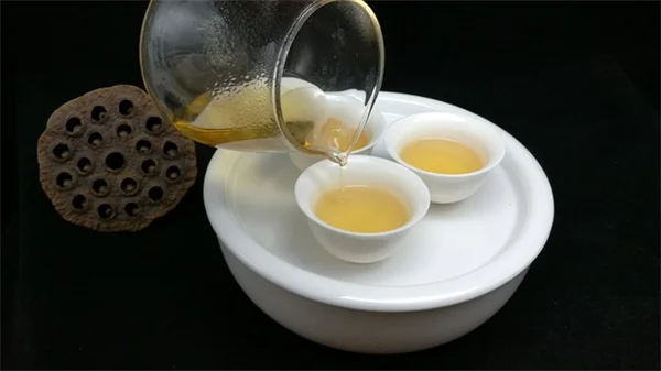 自然素材だけ！秋のリースを無料で手作りする方法